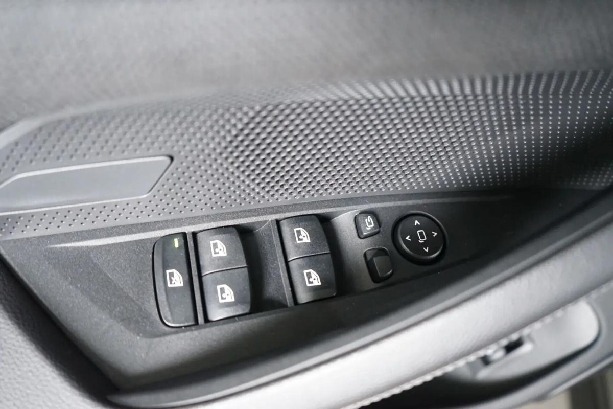 bmw-serie-4-i4-edrive40-83-9-kwh-2023-eletrico-0cc