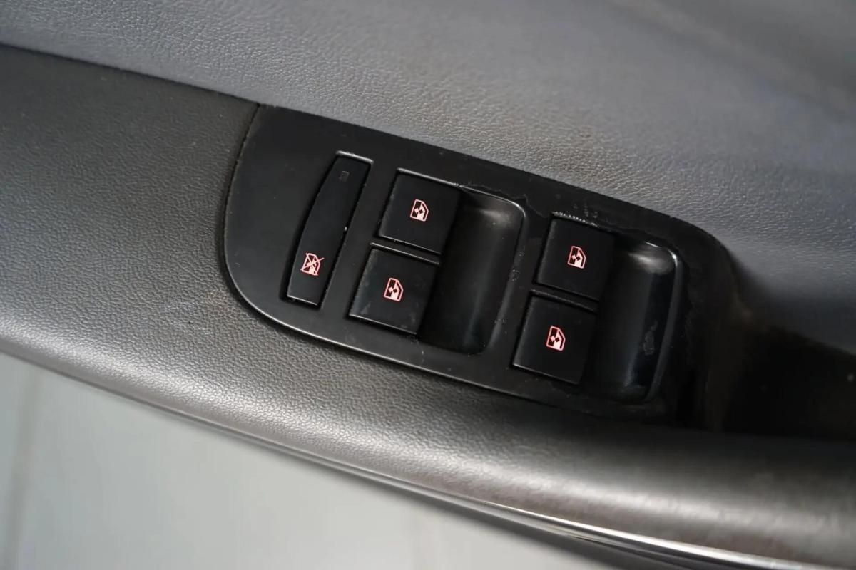opel-zafira-2012-diesel-1956cc