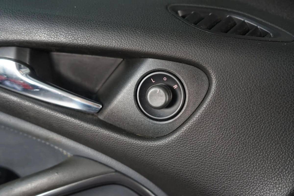 opel-zafira-2012-diesel-1956cc