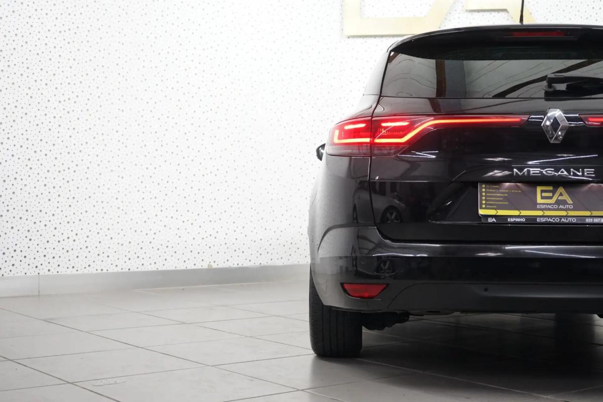 renault-megane-sport-tourer-2021-gasolina-1332cc