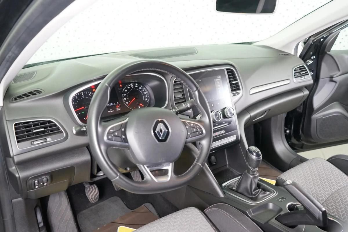 renault-megane-sport-tourer-2021-gasolina-1332cc