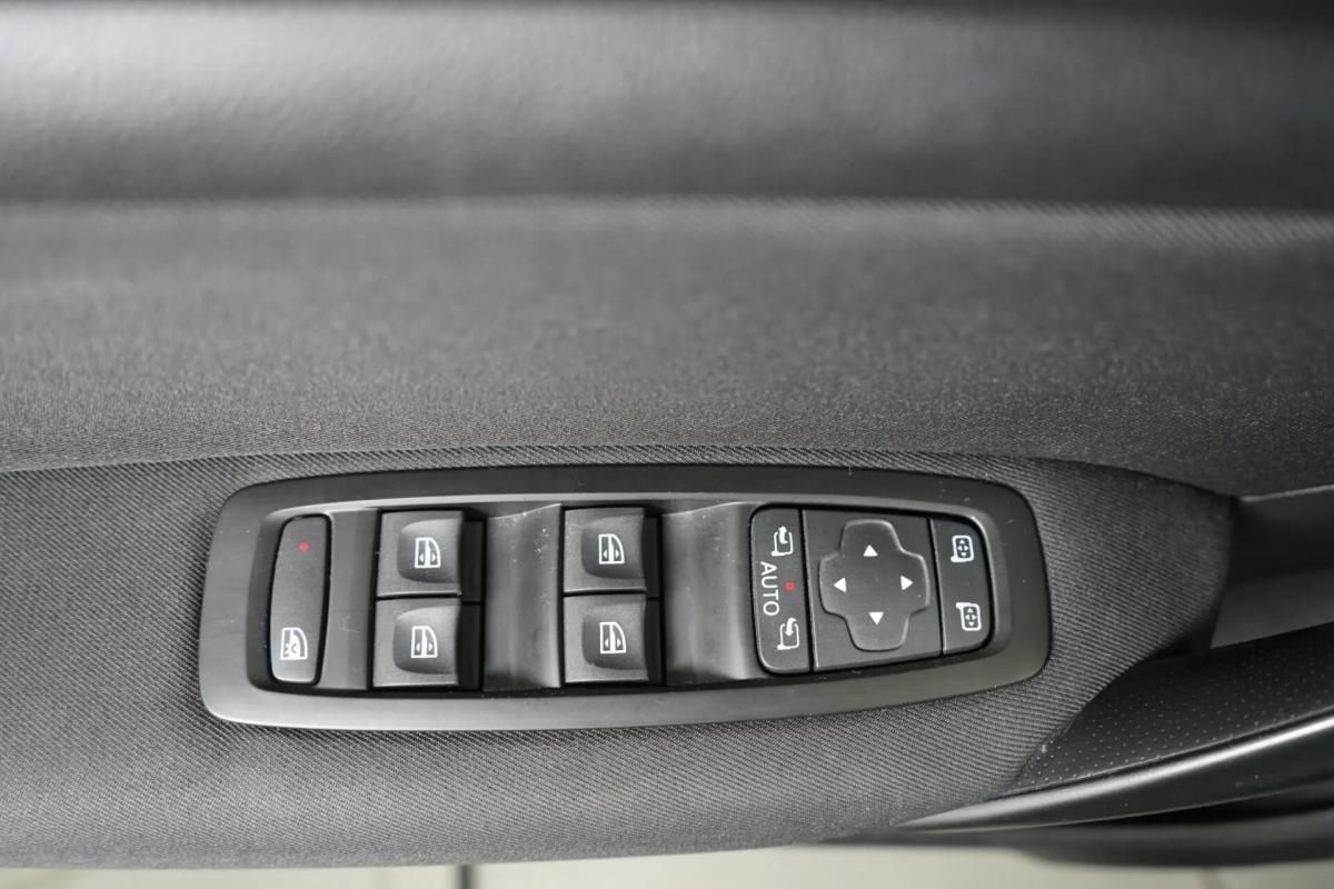 renault-megane-sport-tourer-2021-gasolina-1332cc