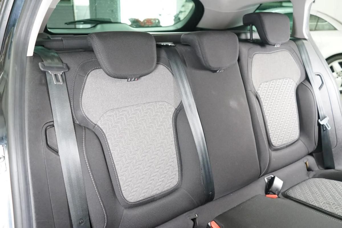 renault-megane-sport-tourer-2021-gasolina-1332cc