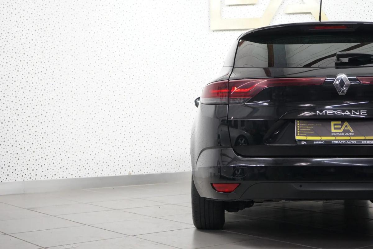 renault-megane-sport-tourer-2021-gasolina-1332cc
