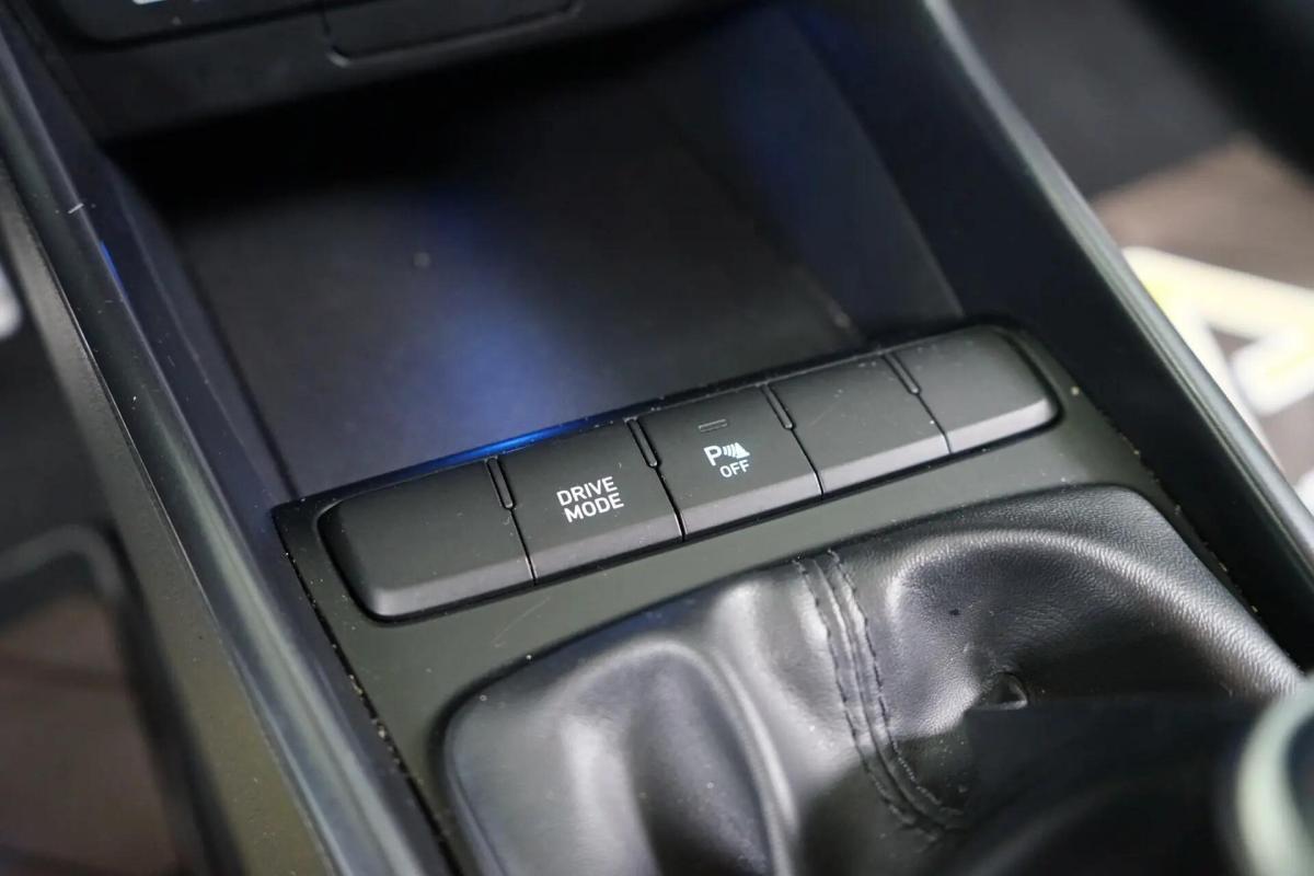 hyundai-bayon-2023-gasolina-998cc