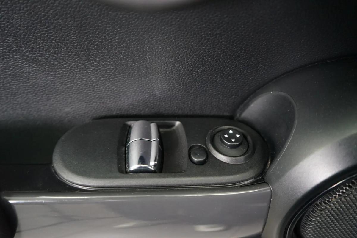 mini-one-2014-gasolina-1198cc