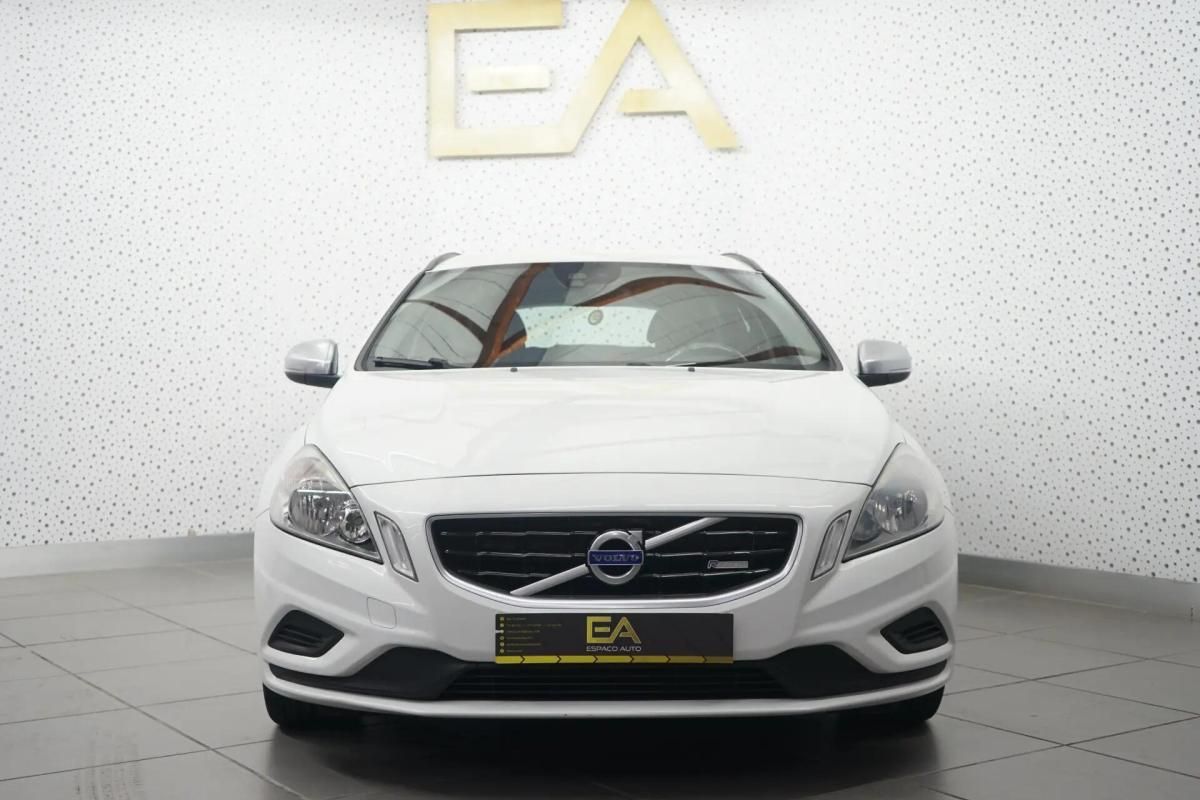 volvo-v60-2012-diesel-1560cc