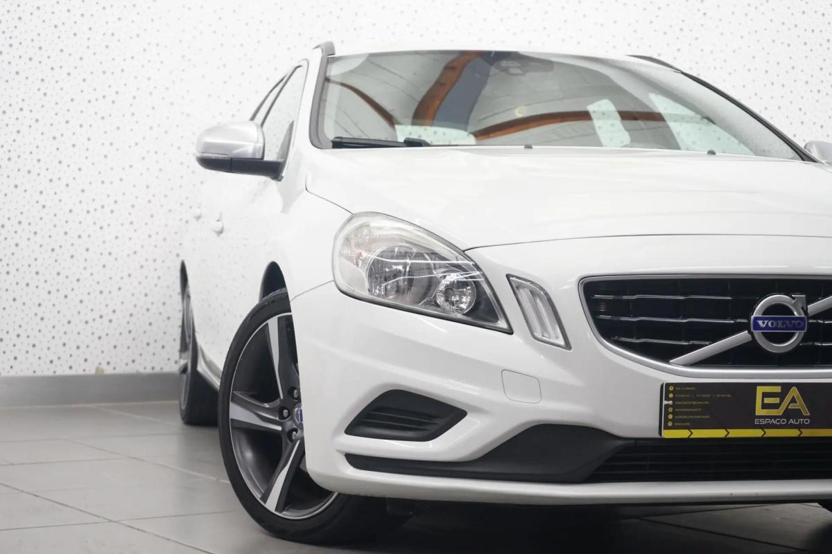 volvo-v60-2012-diesel-1560cc