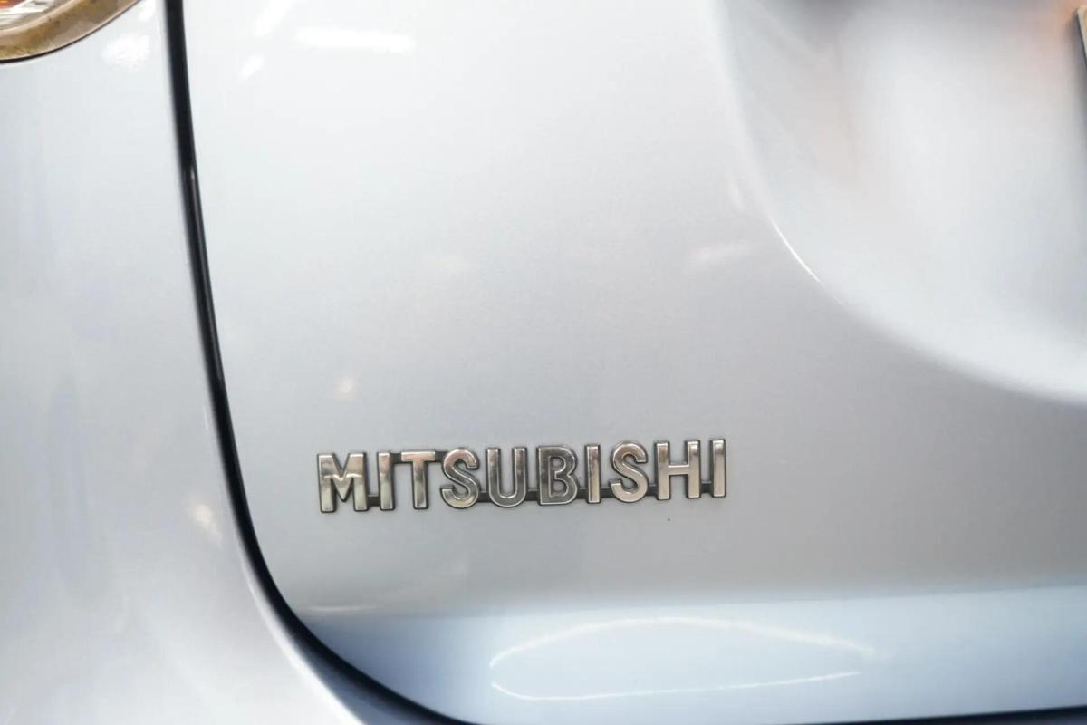 mitsubishi-outlander-2013-hibrido-a-gasolina-1998cc