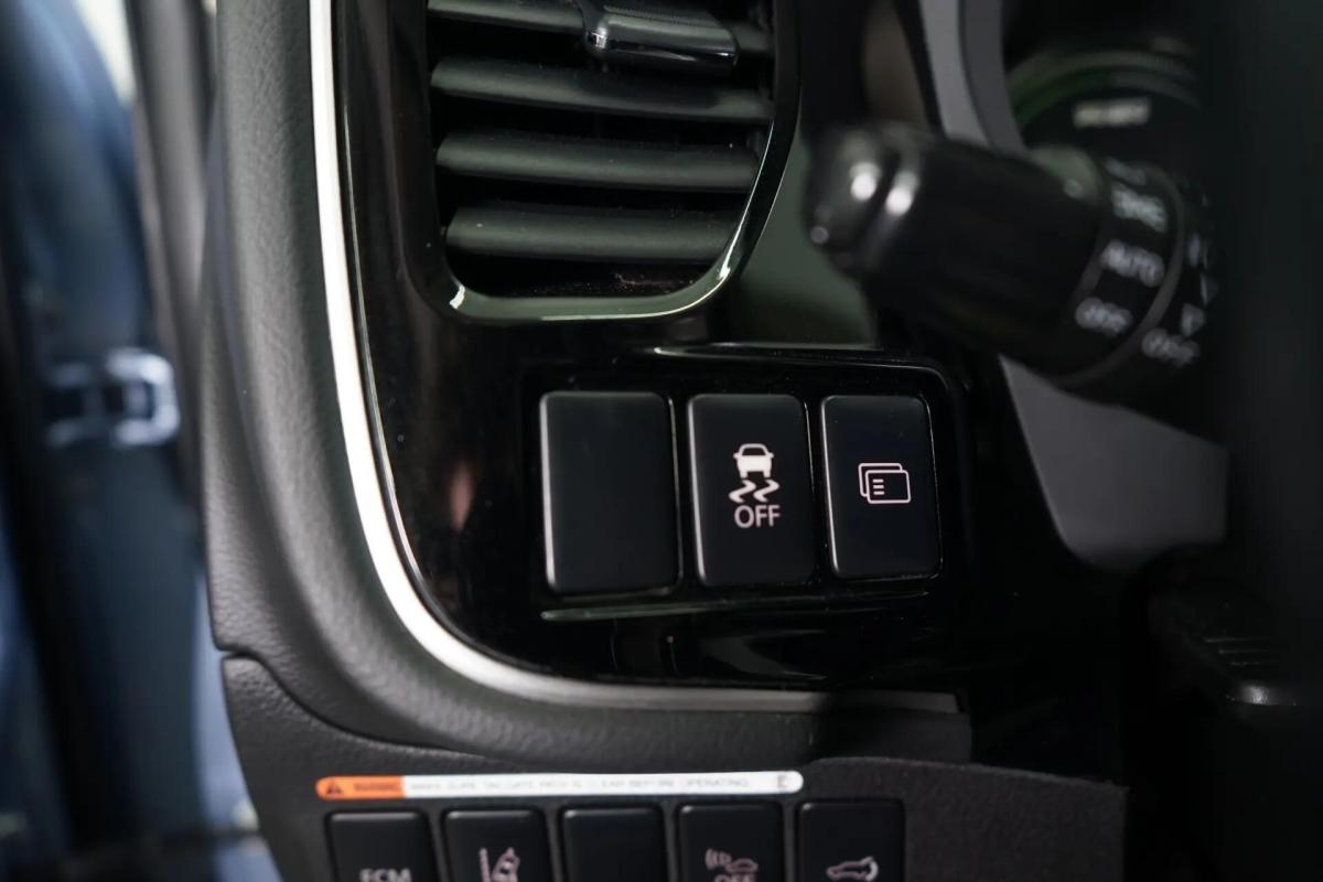 mitsubishi-outlander-2013-hibrido-a-gasolina-1998cc