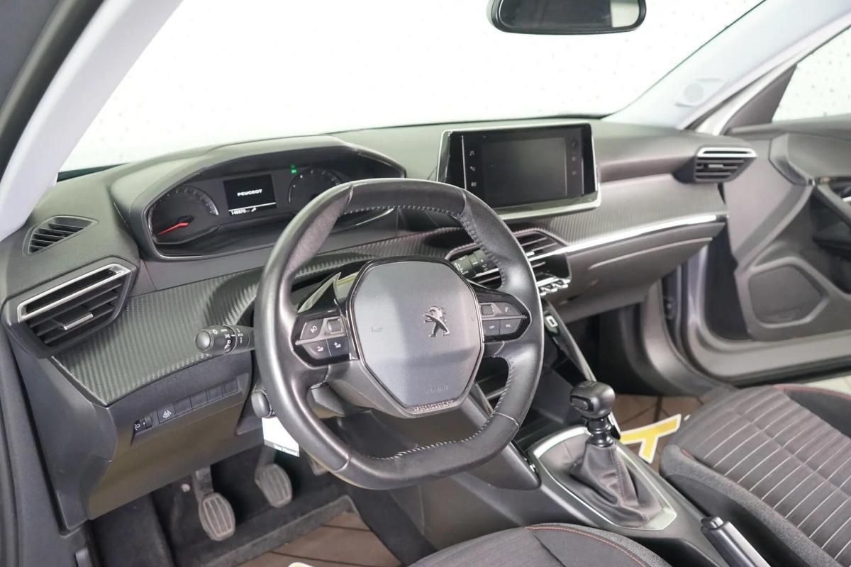 peugeot-2008-2021-gasolina-1199cc