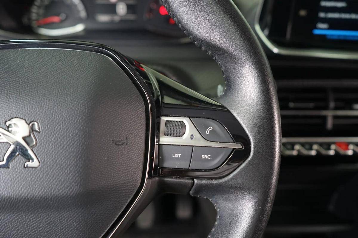 peugeot-2008-2021-gasolina-1199cc