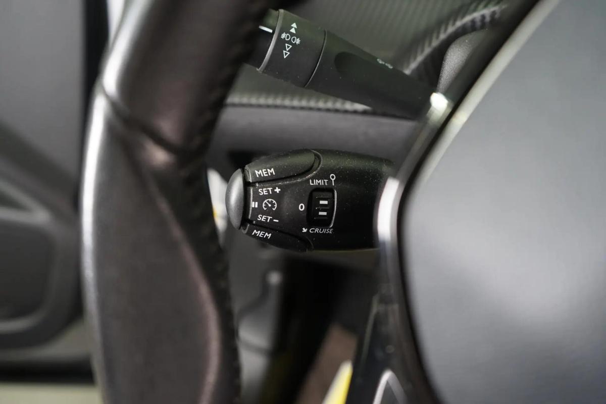 peugeot-2008-2021-gasolina-1199cc