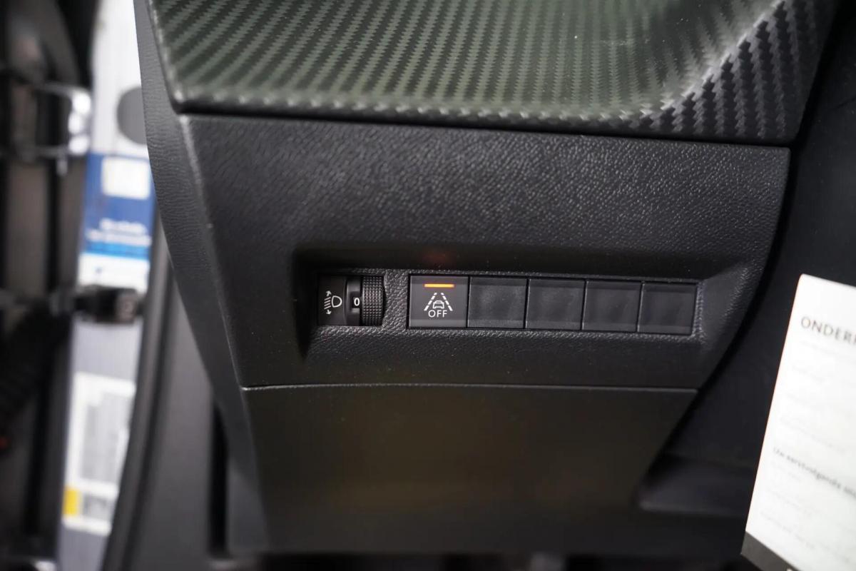 peugeot-2008-2021-gasolina-1199cc