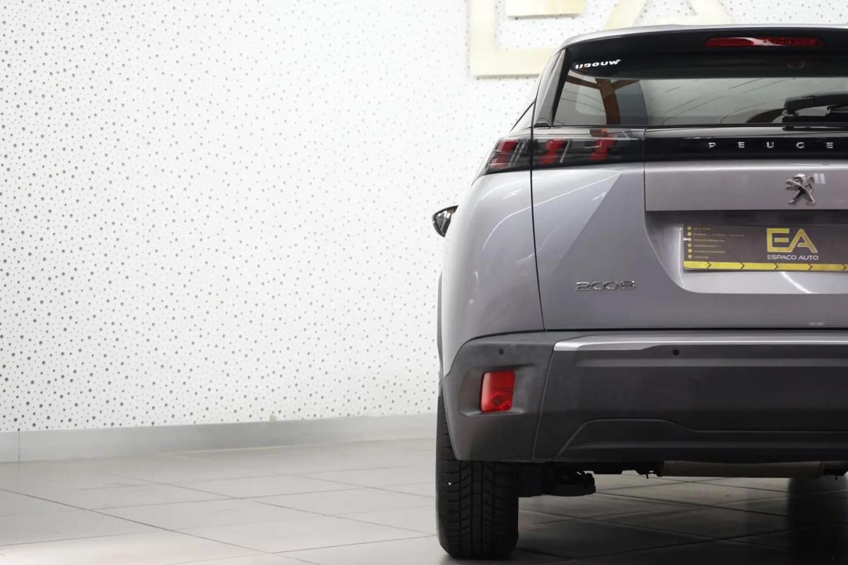 peugeot-2008-2021-gasolina-1199cc