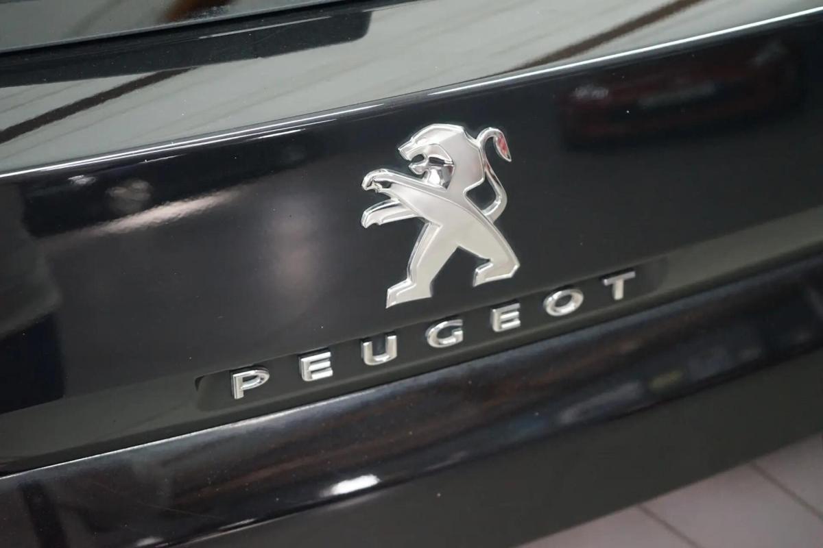 peugeot-5008-2021-gasolina-1199cc