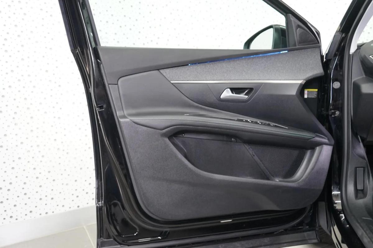 peugeot-5008-2021-gasolina-1199cc