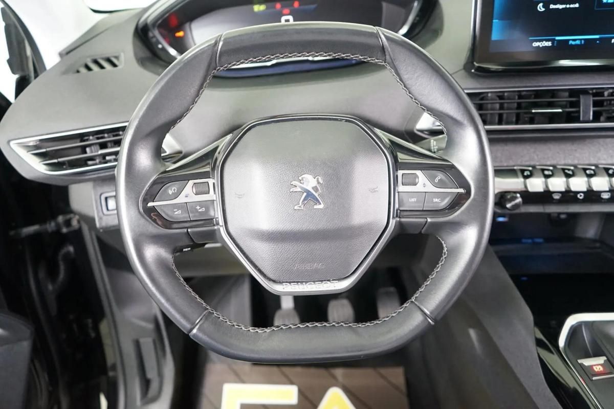 peugeot-5008-2021-gasolina-1199cc