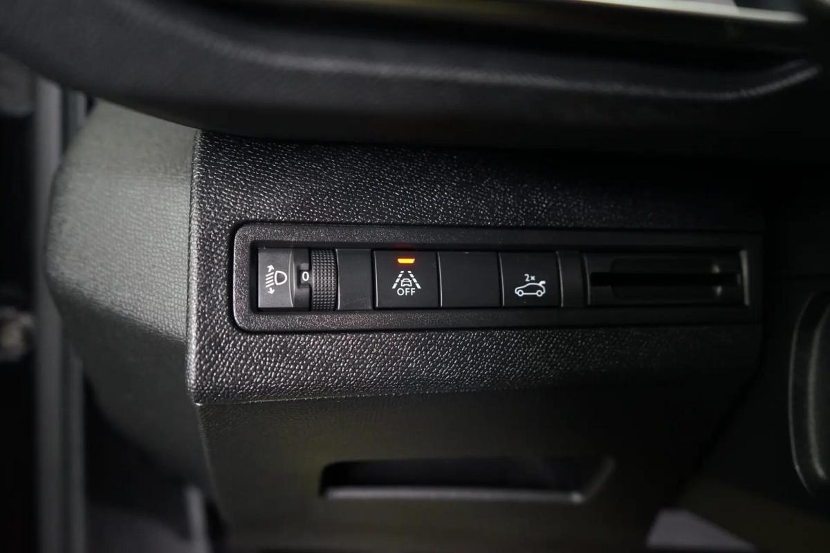 peugeot-5008-2021-gasolina-1199cc