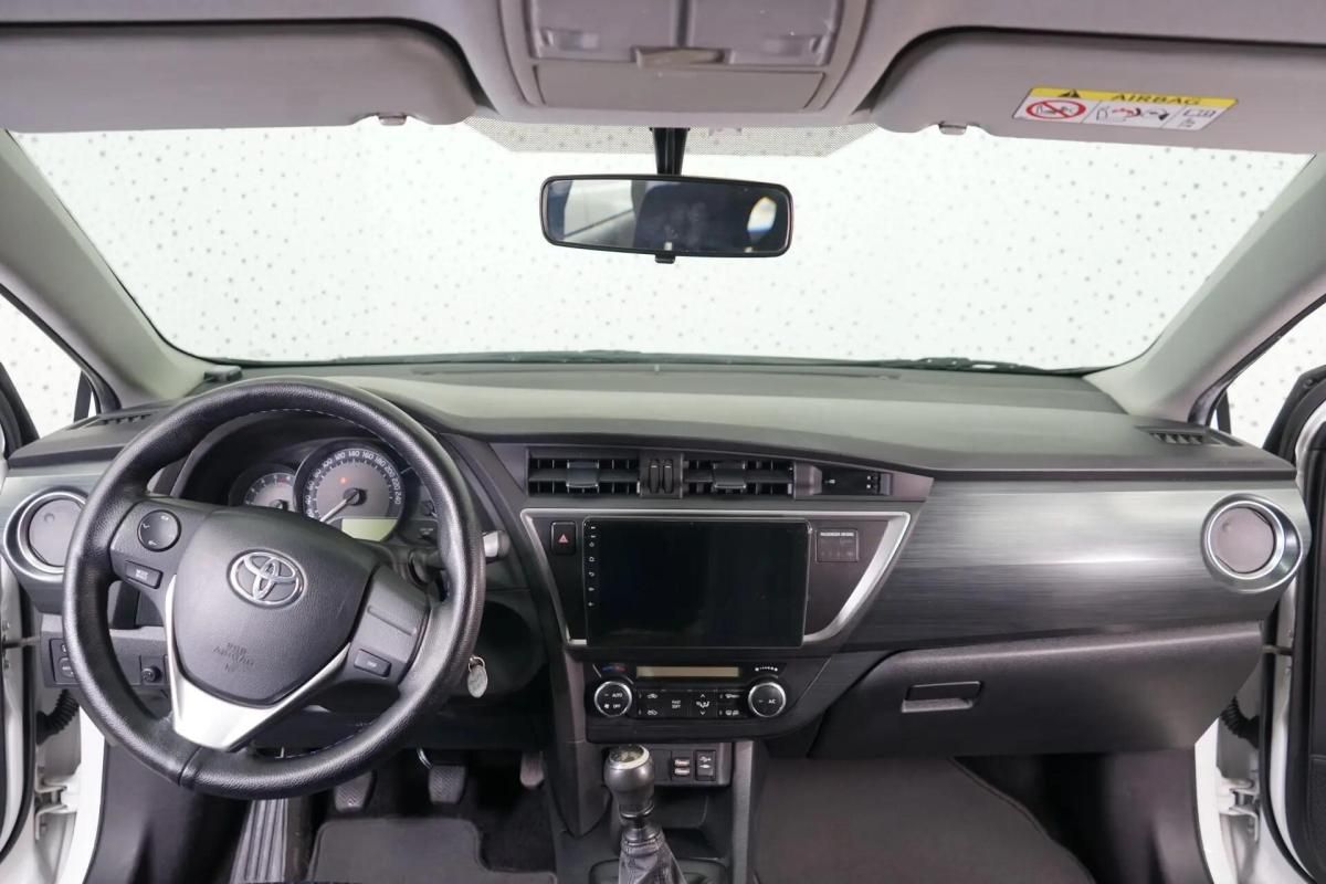 toyota-auris-2014-diesel-1364cc