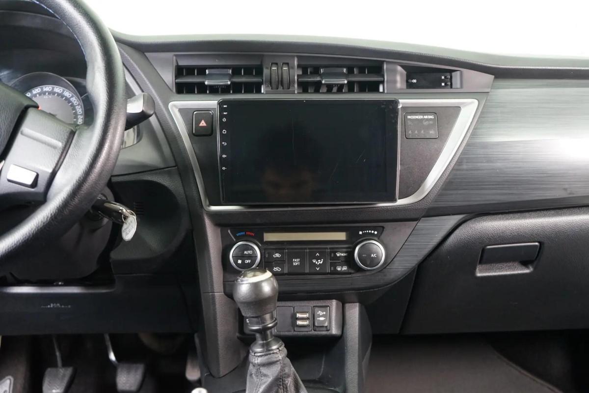 toyota-auris-2014-diesel-1364cc