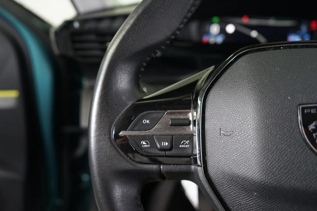peugeot-308-sw-2022-gasolina-1199cc