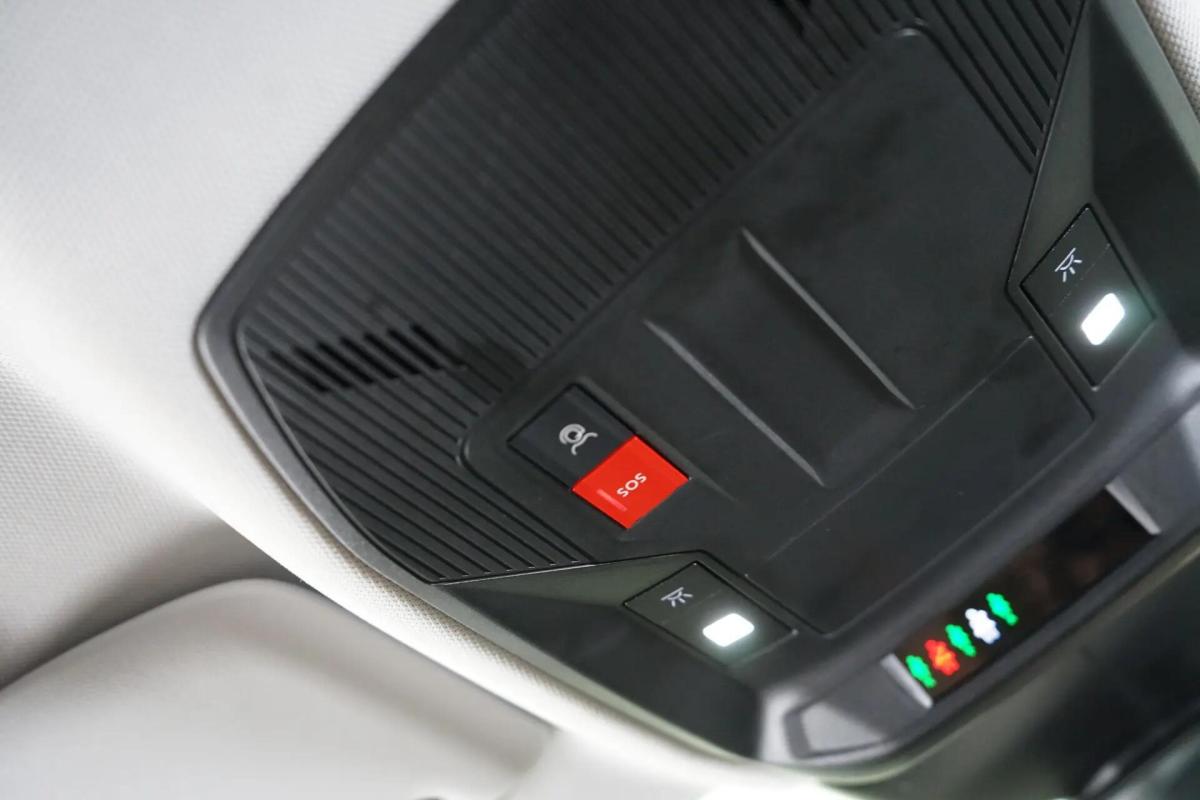 peugeot-308-sw-2022-gasolina-1199cc