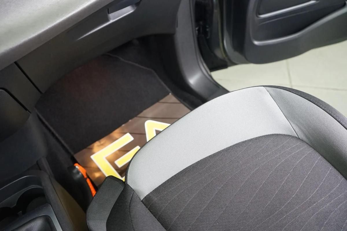 citroen-c4-grand-picasso-2015-diesel-1560cc