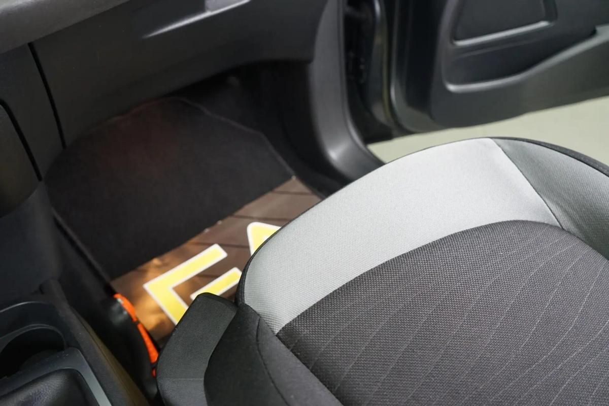 citroen-c4-grand-picasso-2015-diesel-1560cc