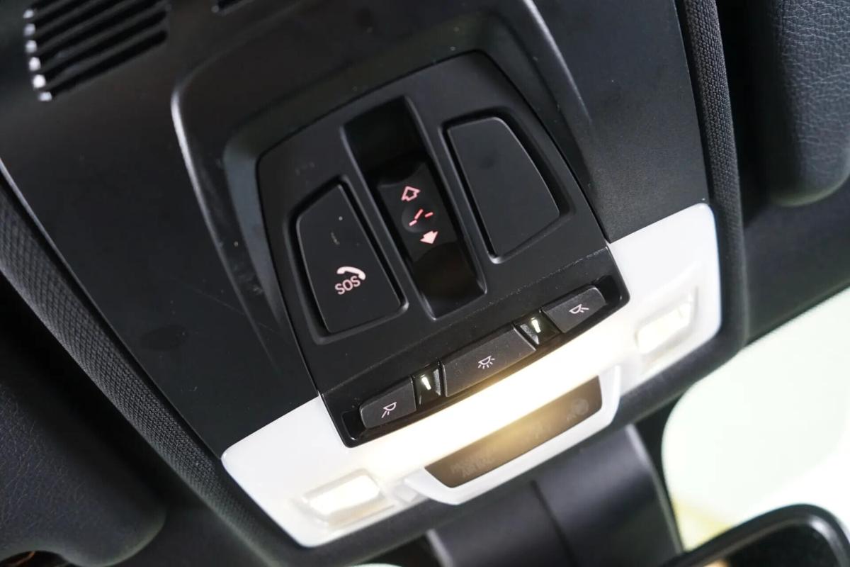 bmw-x1-xdrive25e-2022-hibrido-a-gasolina-1499cc