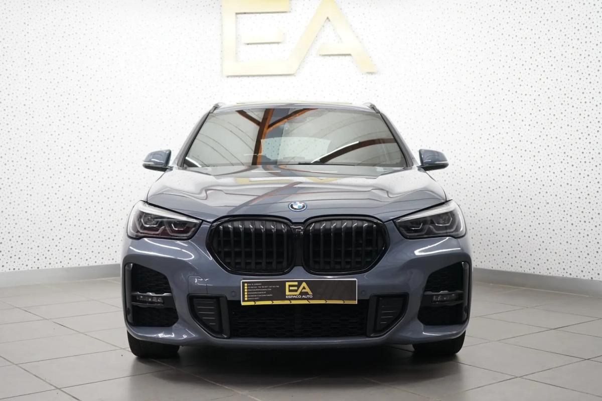 bmw-x1-xdrive25e-2022-hibrido-a-gasolina-1499cc