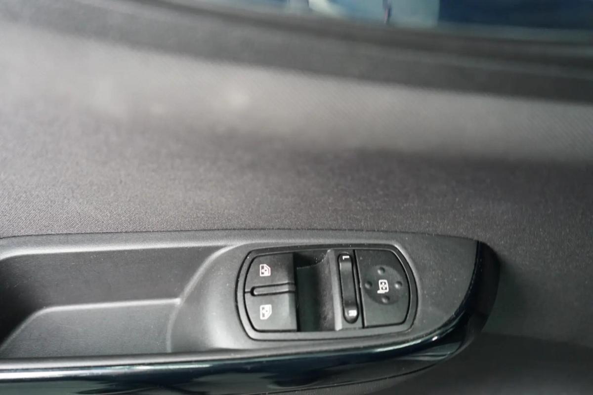 opel-corsa-2017-gasolina-1398cc