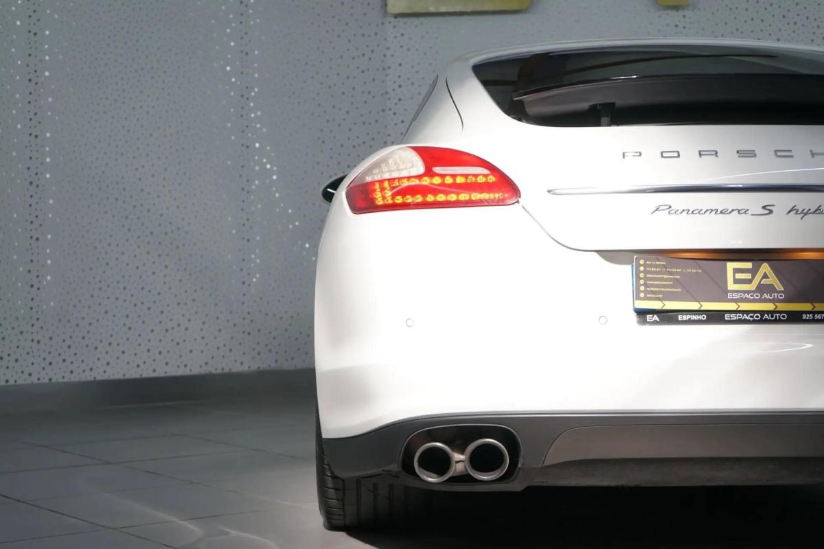 porsche-panamera-2013-hibrido-a-gasolina-2995cc