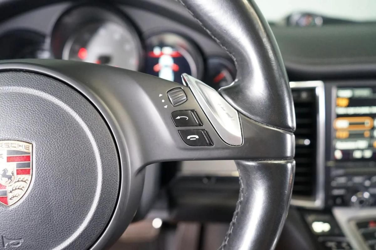 porsche-panamera-2013-hibrido-a-gasolina-2995cc