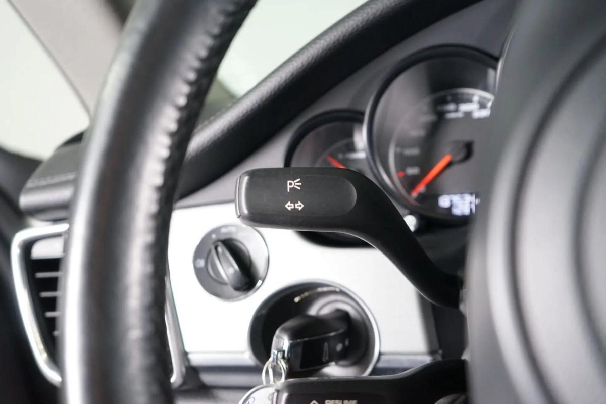porsche-panamera-2013-hibrido-a-gasolina-2995cc