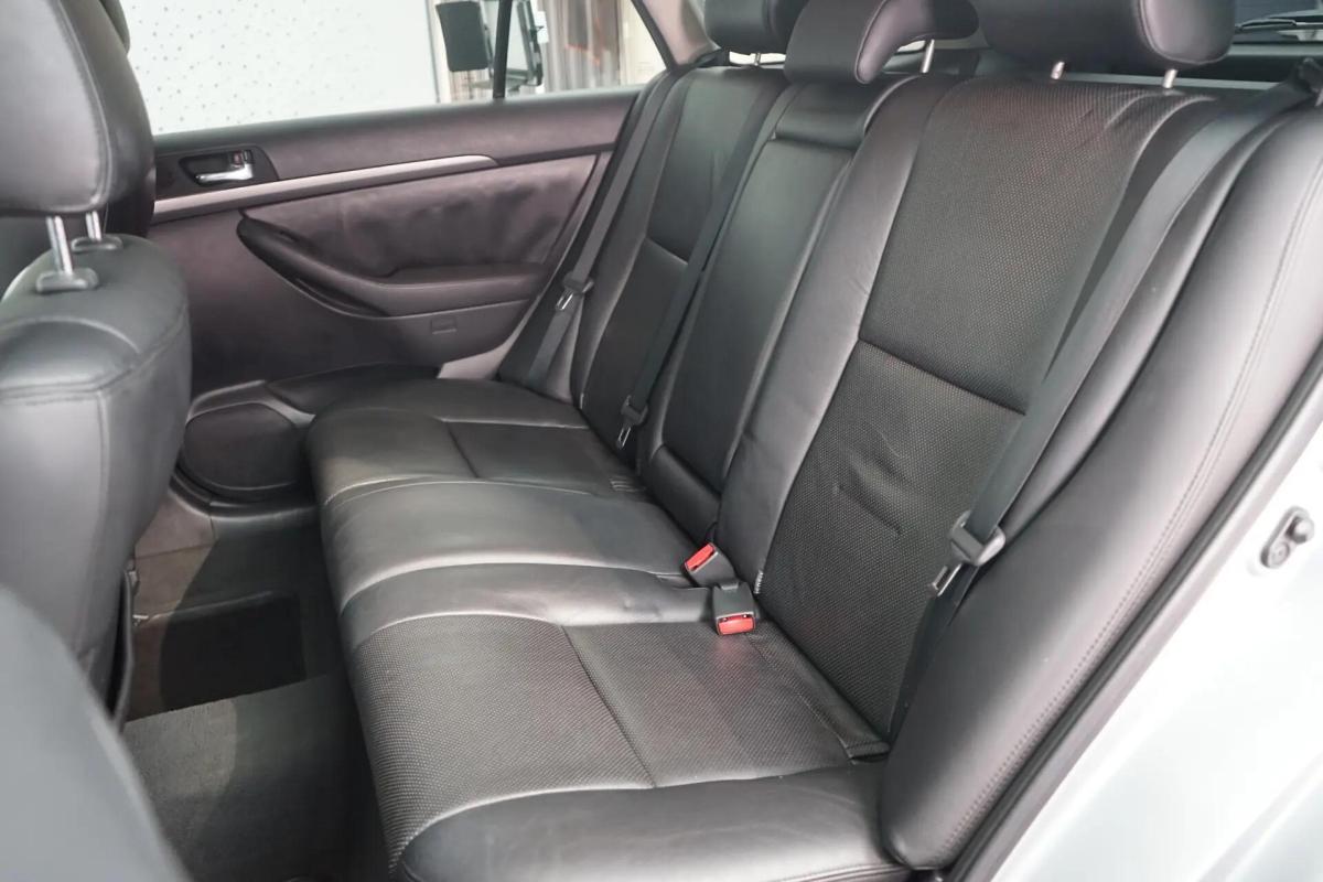 toyota-avensis-sw-2008-diesel-1998cc
