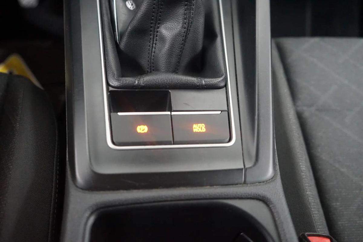volkswagen-golf-2022-gasolina-1498cc