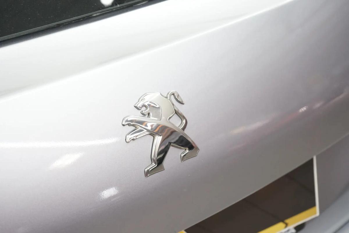 peugeot-308-sw-2014-diesel-1560cc