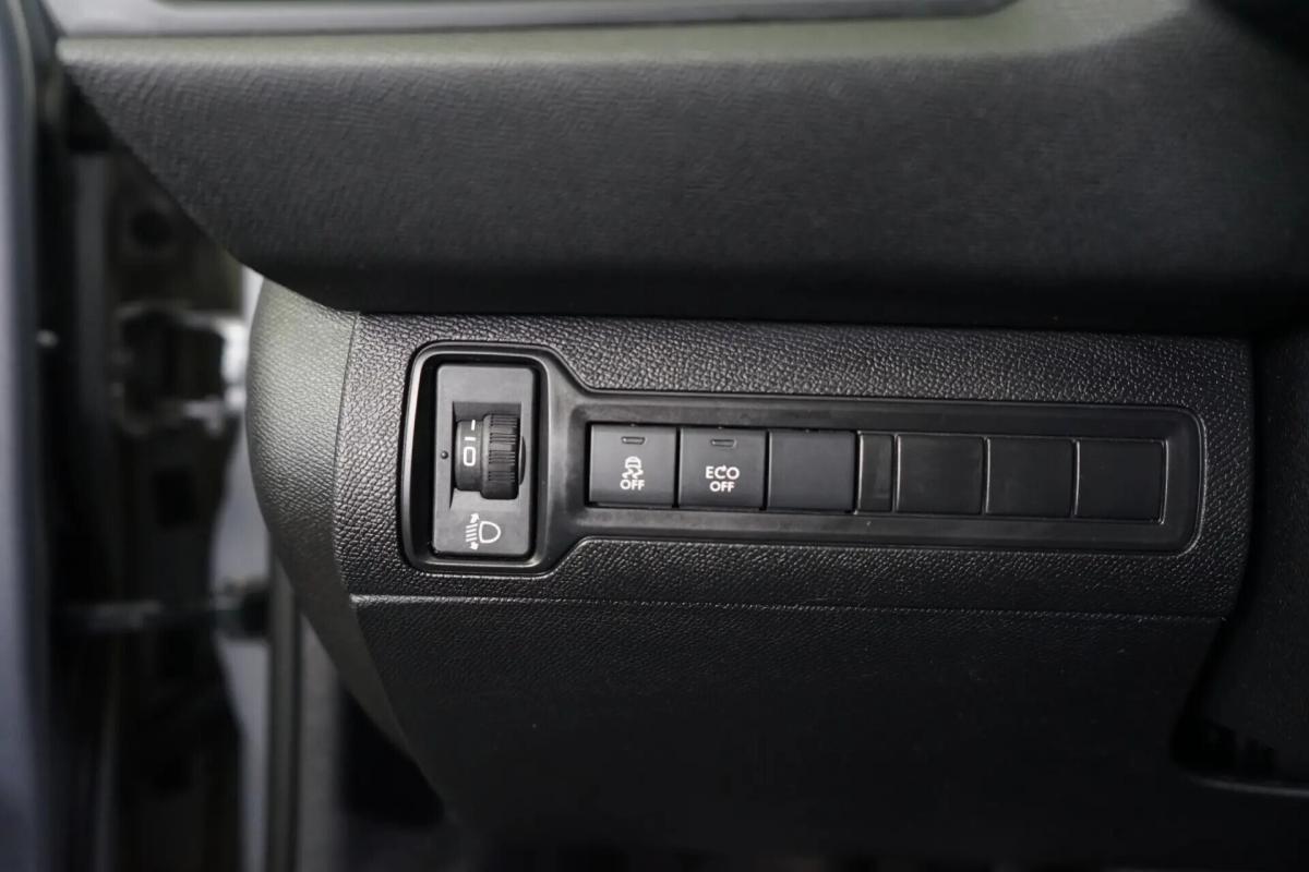 peugeot-308-sw-2014-diesel-1560cc