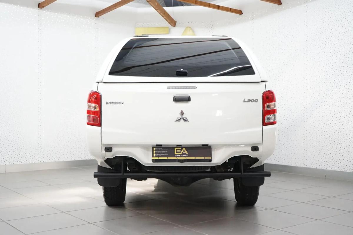 mitsubishi-l200-2018-diesel-2442cc