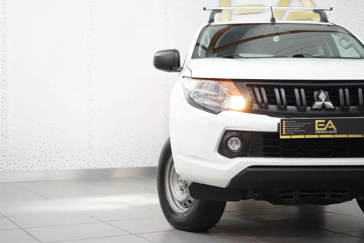 mitsubishi-l200-2018-diesel-2442cc