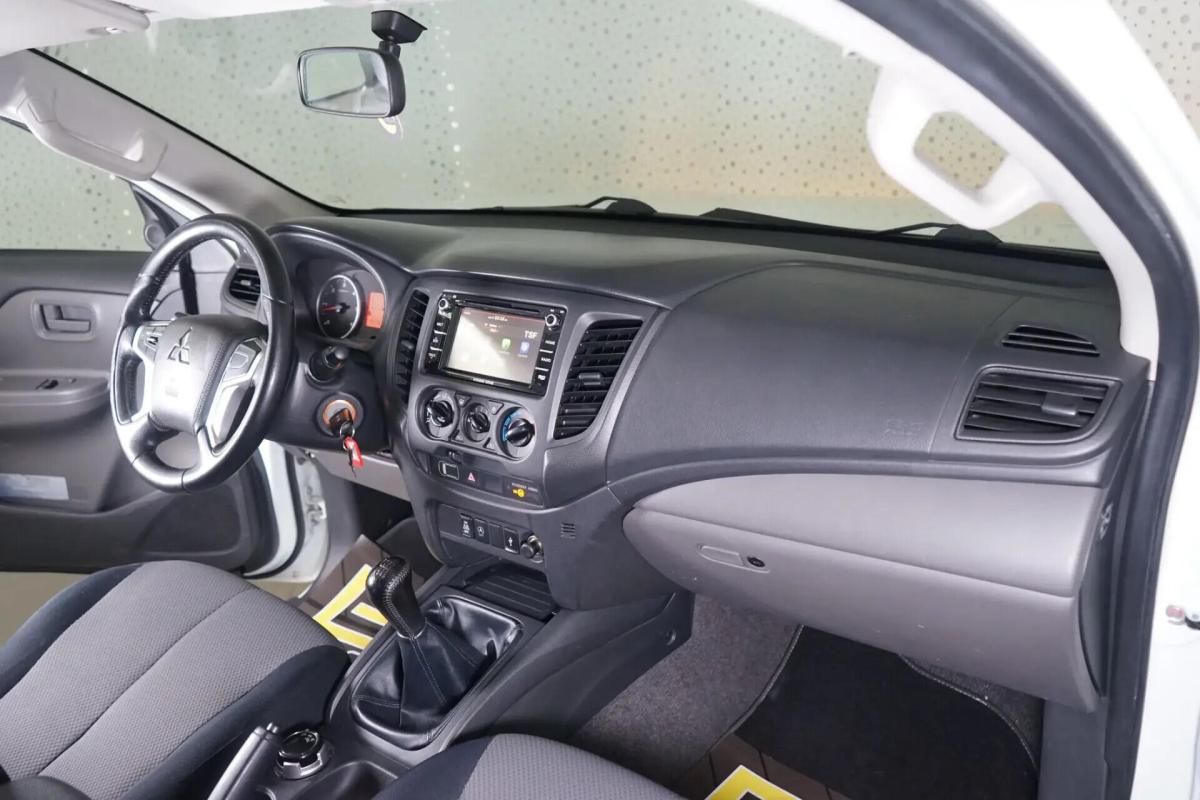 mitsubishi-l200-2018-diesel-2442cc