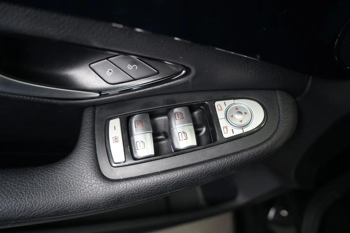 mercedes-benz-classe-c-c-200-2020-diesel-1598cc