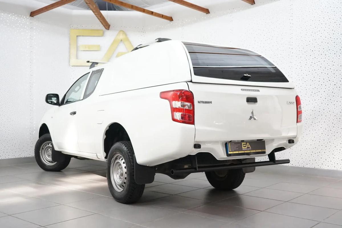 mitsubishi-l200-2018-diesel-2442cc