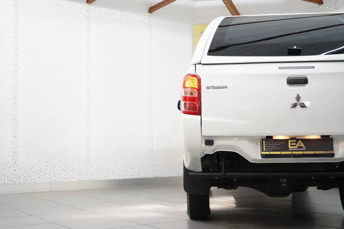 mitsubishi-l200-2018-diesel-2442cc