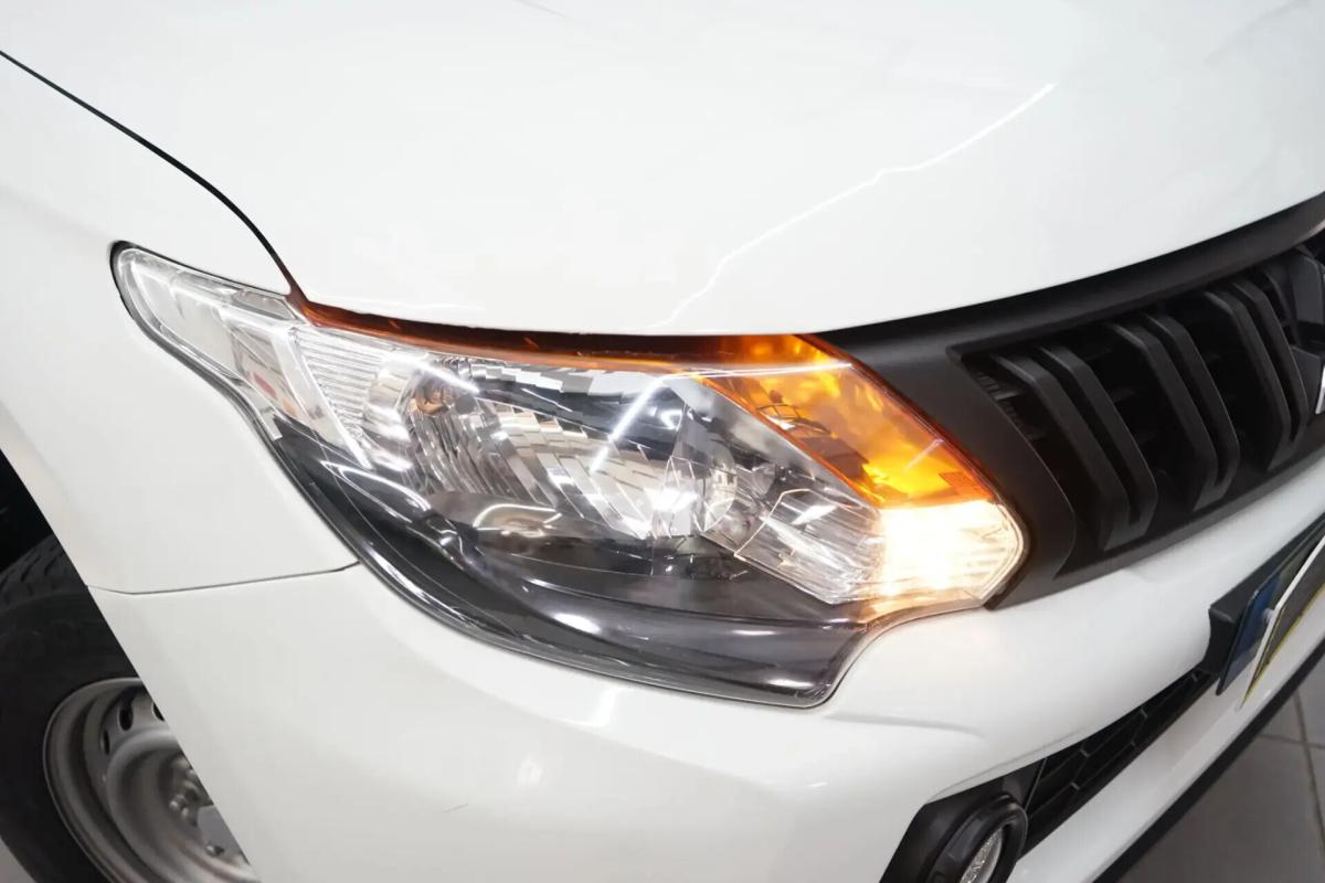 mitsubishi-l200-2018-diesel-2442cc