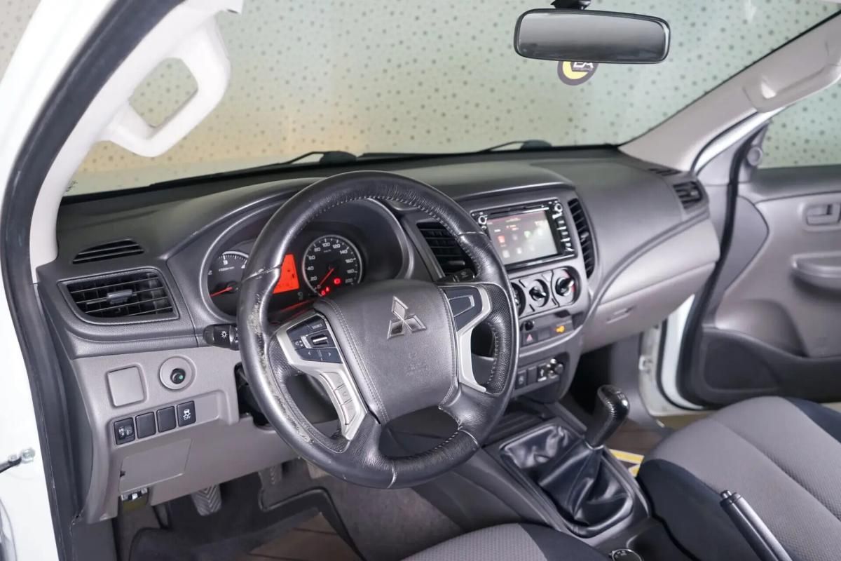 mitsubishi-l200-2018-diesel-2442cc