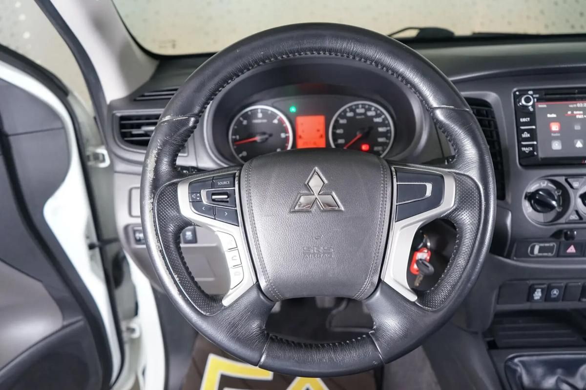 mitsubishi-l200-2018-diesel-2442cc
