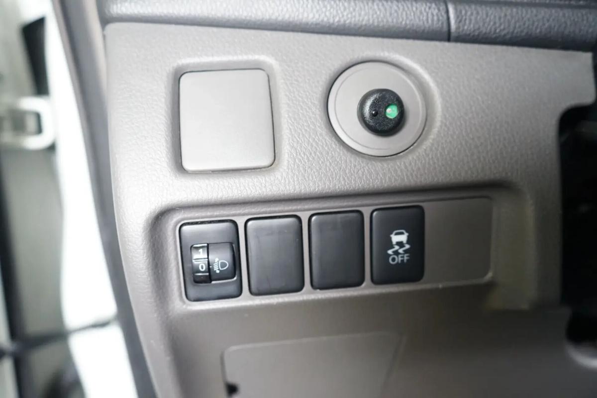 mitsubishi-l200-2018-diesel-2442cc