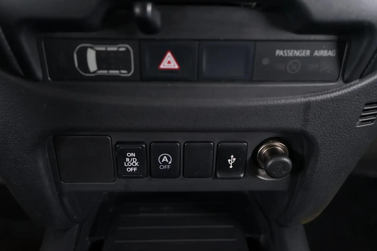 mitsubishi-l200-2018-diesel-2442cc